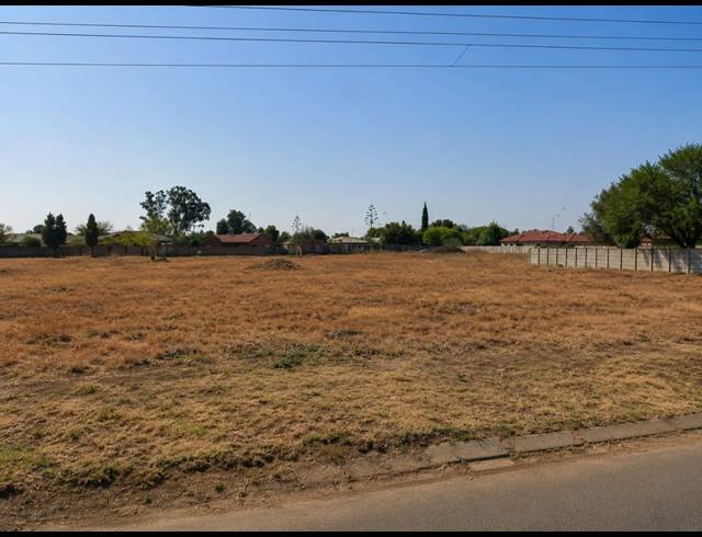 504M² VACANT LAND FOR SALE IN RIVERSDALE